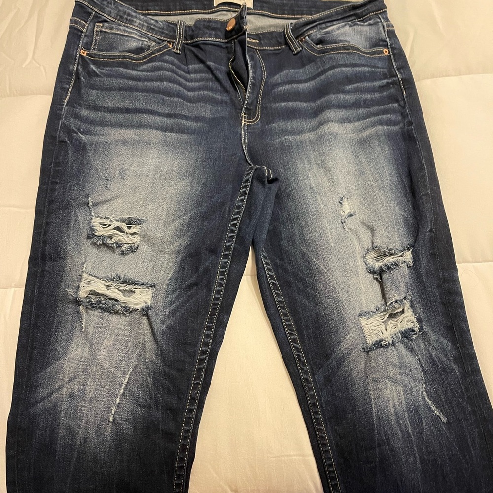 Like New Buckle Peyton Jeans